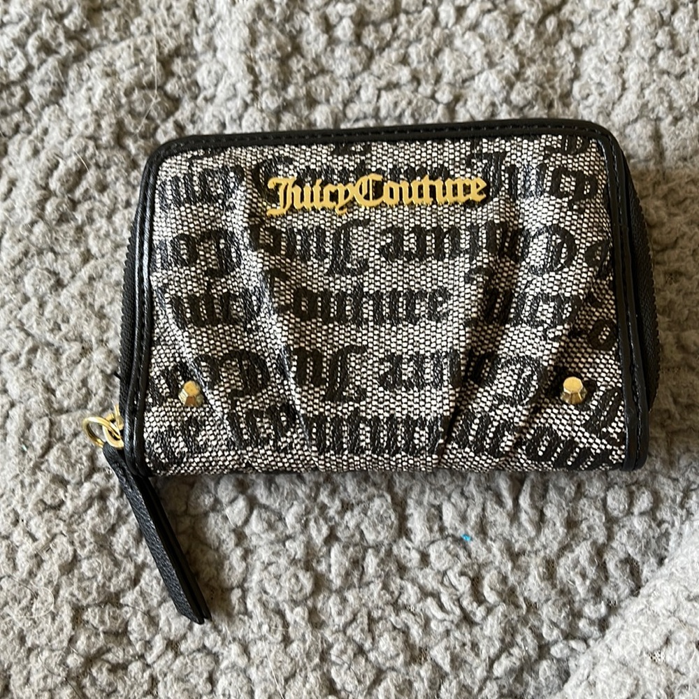 Juicy Couture- gray, black and gold wallet.very good condition.